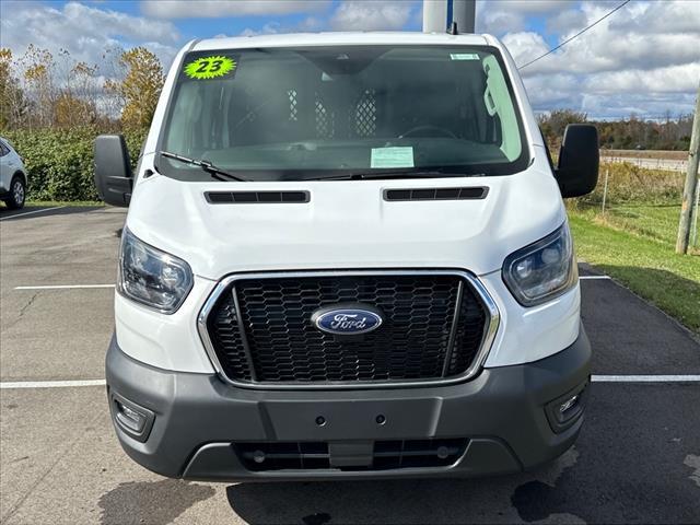2023 ford transit-250