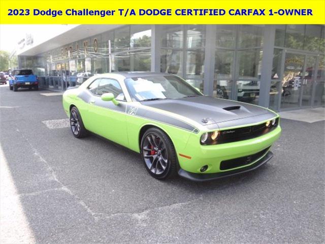 2023 dodge challenger r/t