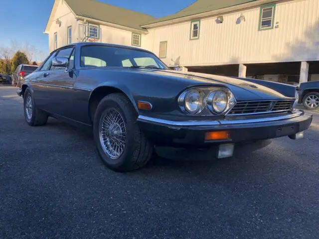1984 jaguar xjs coupe blue rwd automatic