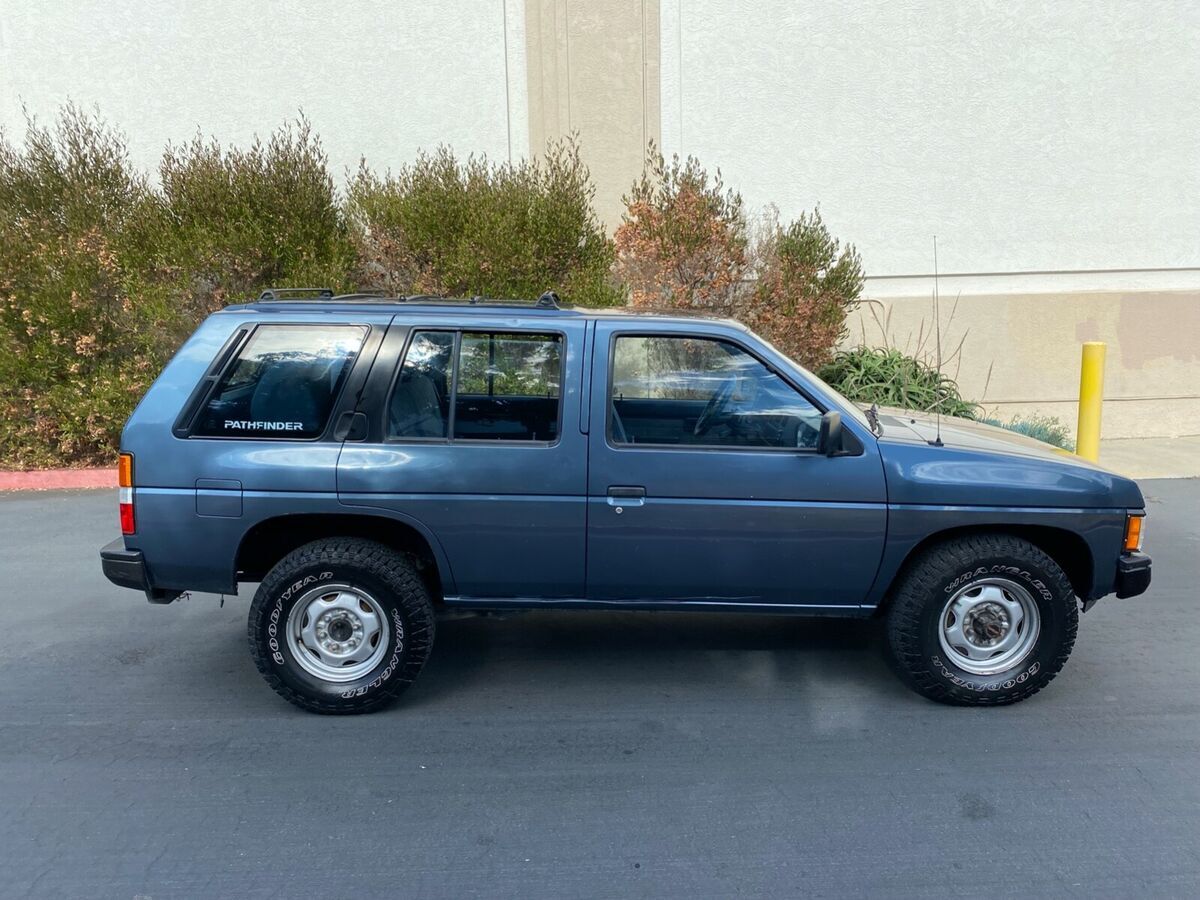 1990 nissan pathfinder xe-v6 4x4 manual