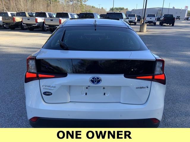 2021 toyota prius four
