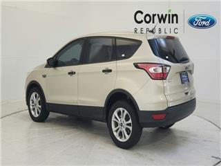 2017 Ford Escape s