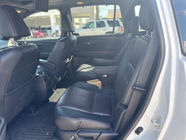 2022 honda pilot awd black edition