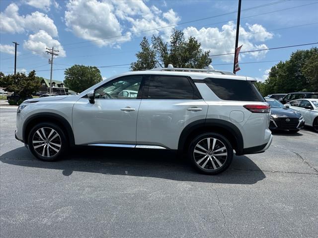 2023 nissan pathfinder platinum