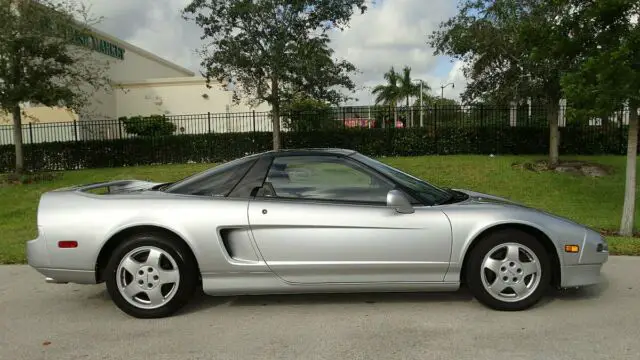 1991 acura nsx automatic with only 50k miles selling 7 days with no reserve
