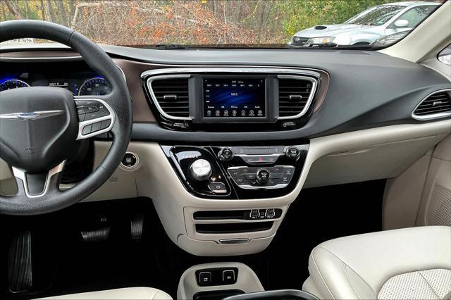 2021 chrysler voyager lxi