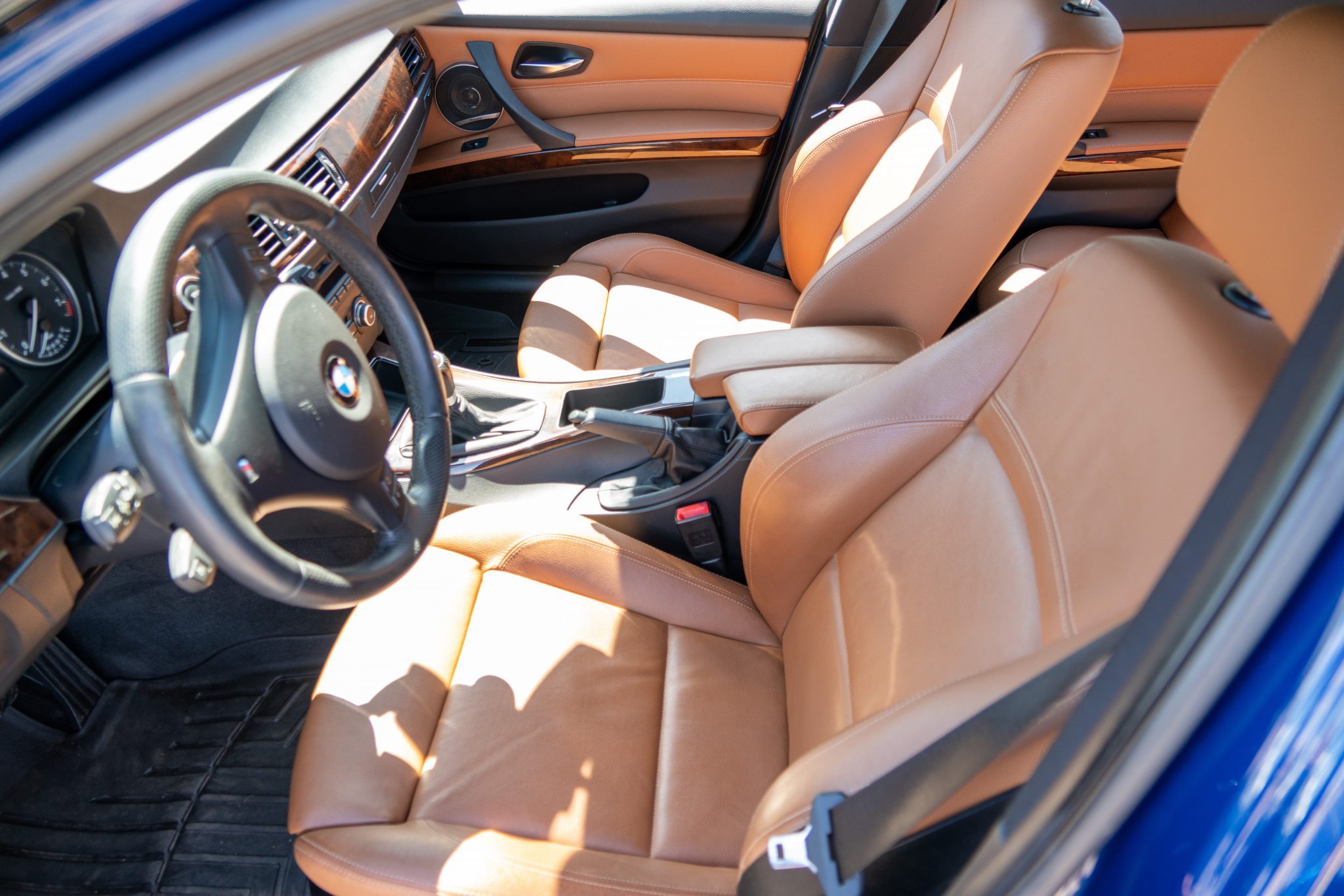 2011 bmw 328i sports wagon m-sport 6-speed