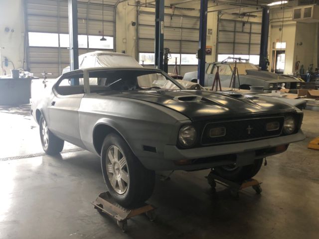 1971 mach 1 - solid - ready for paint!