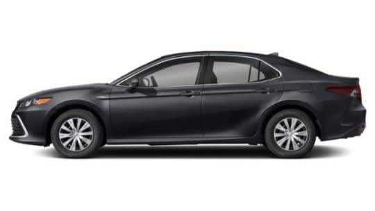 2022 toyota camry hybrid le