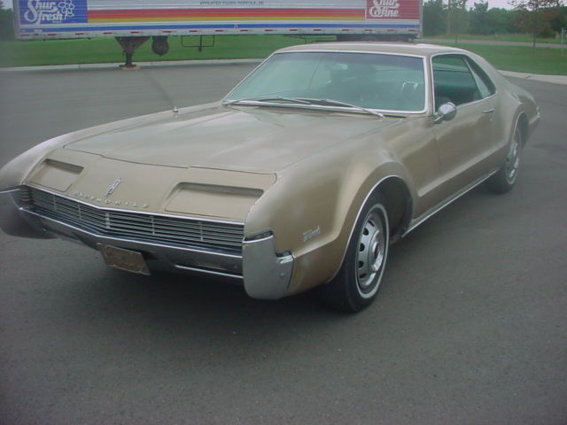 1966 toronado