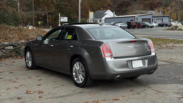 2012 chrysler 300 limited
