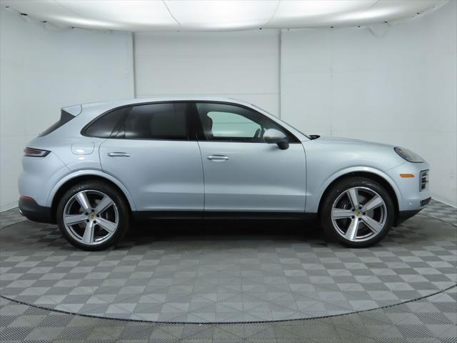 2024 porsche cayenne base (tiptronic)