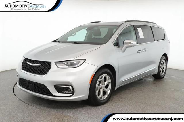 2022 chrysler pacifica limited