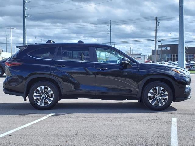 2024 toyota highlander xle