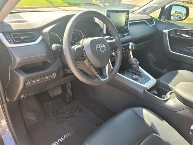 2021 toyota rav4 hybrid xle premium