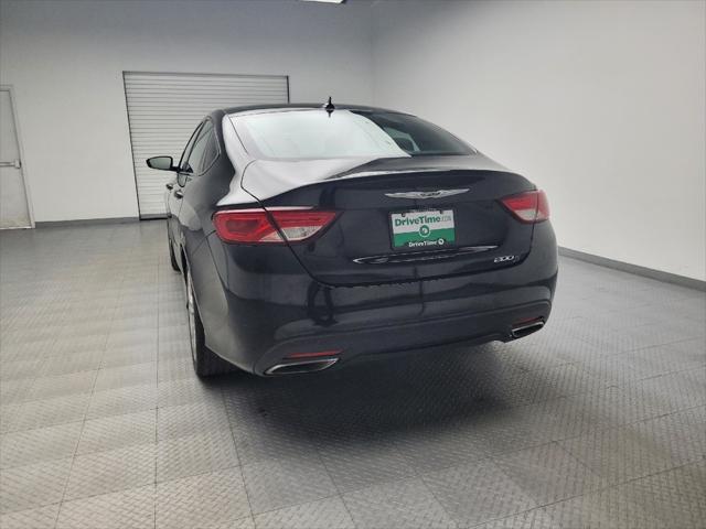 2016 chrysler 200 s