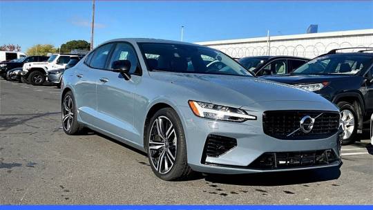2022 Volvo S60