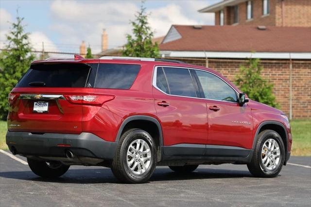 2018 chevrolet traverse lt cloth