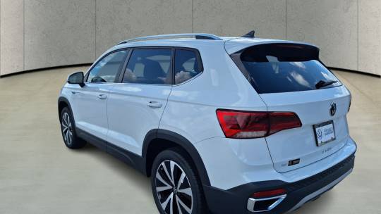 2024 Volkswagen Taos se