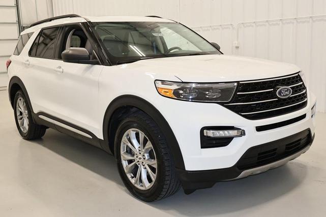 2021 ford explorer xlt