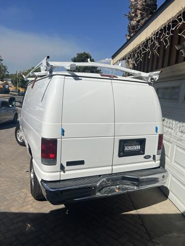 2008 ford e250 base