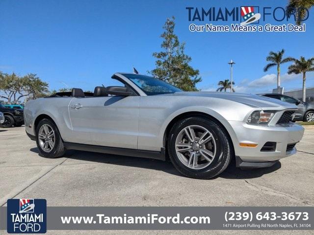 2012 ford mustang v6 premium