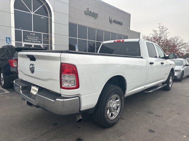 2022 ram 2500 tradesman crew cab 4x2 8' box