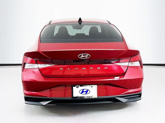 2022 hyundai elantra sel