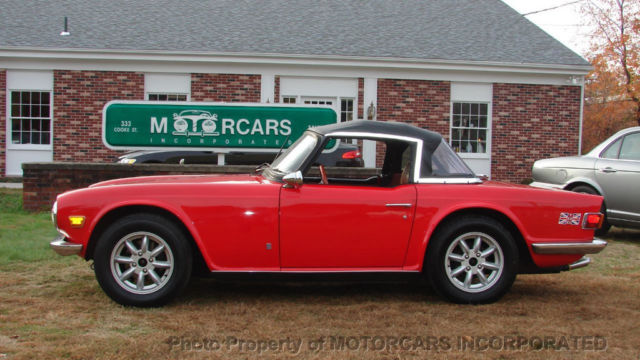 1976 triumph tr-6, brand new top,very nicely restored, extremely well kept!!