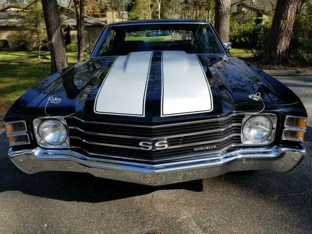1972 chevrolet chevelle ss ~ 454 w/ 2800 miles 4-speed ~ black on black ~ fsbo