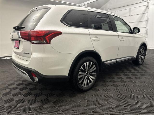 2019 mitsubishi outlander es