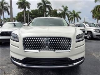 2023 Lincoln Nautilus standard
