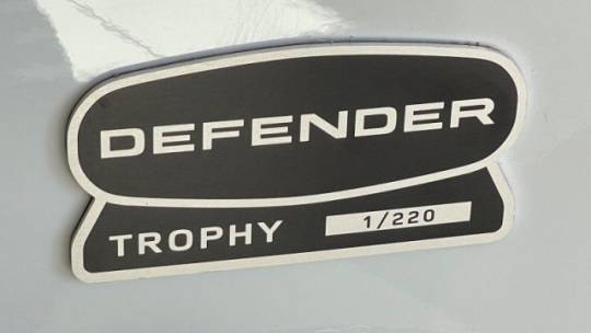 2023 land rover defender 90 x-dynamic se