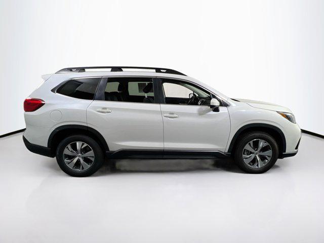 2021 subaru ascent premium 8-passenger