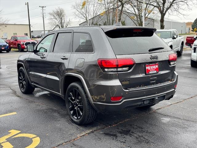 2017 jeep grand cherokee altitude