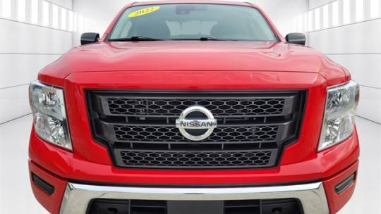 2022 nissan titan sv