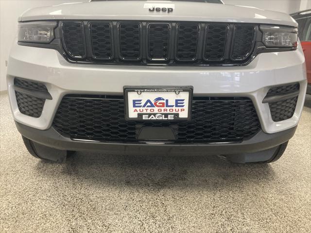 2023 jeep grand cherokee altitude