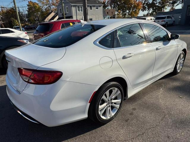 2016 chrysler 200 limited