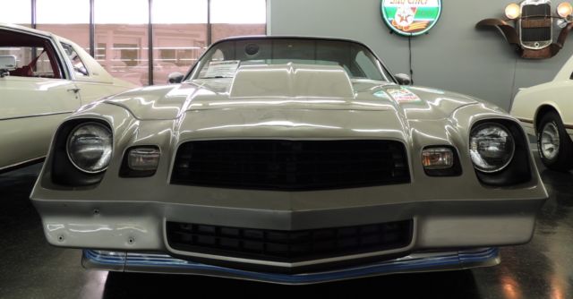 1980 chevrolet camaro muscle car