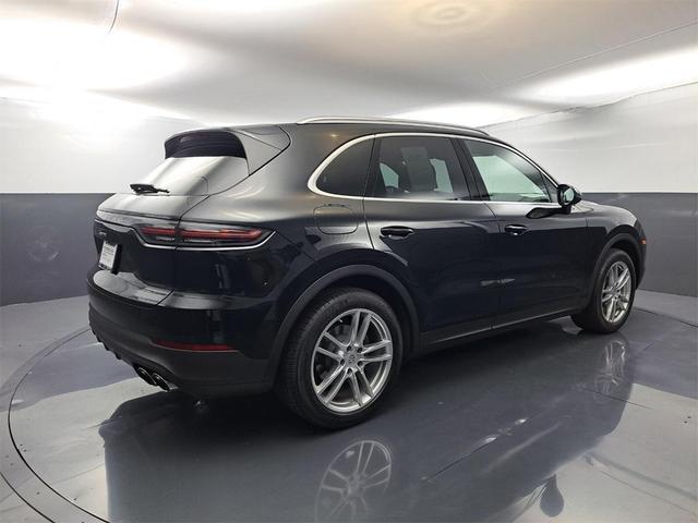 2023 porsche cayenne platinum edition