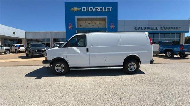 2022 chevrolet express 2500 work van