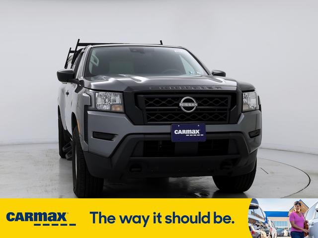 2022 nissan frontier s