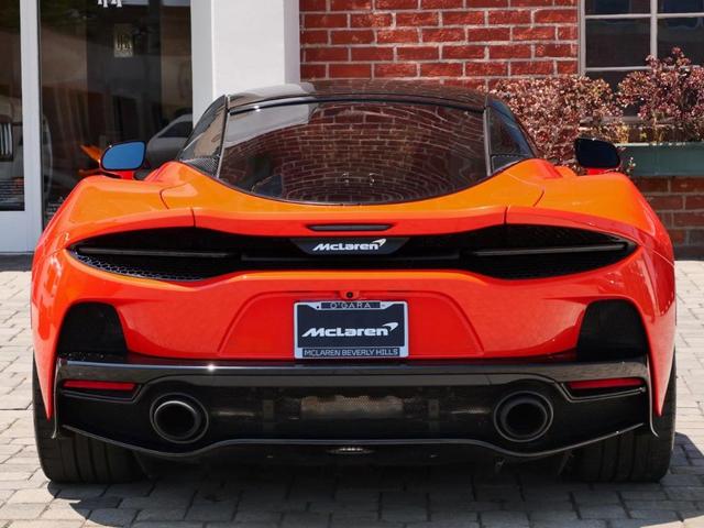 2022 mclaren gt