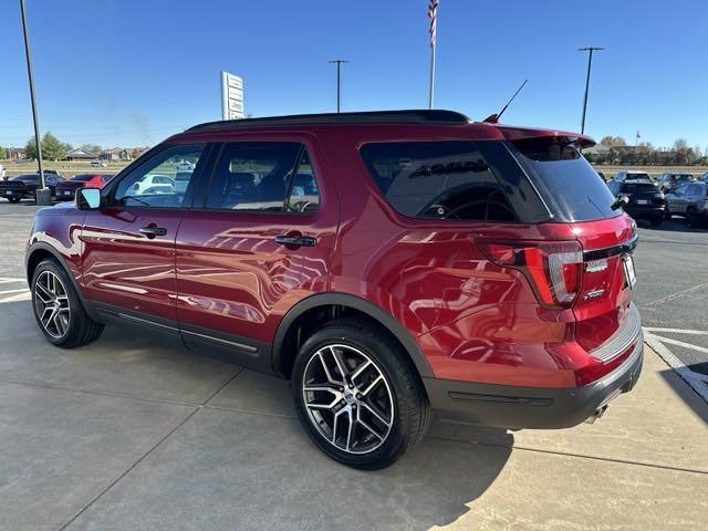 2019 ford explorer sport