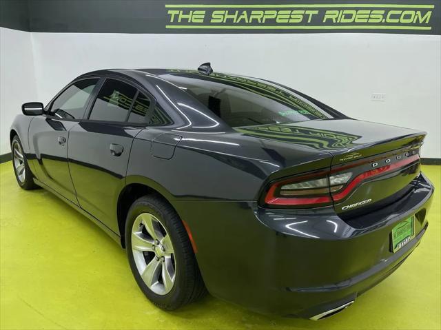 2016 dodge charger sxt