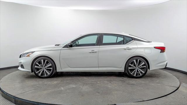 2022 nissan altima 2.5 sr