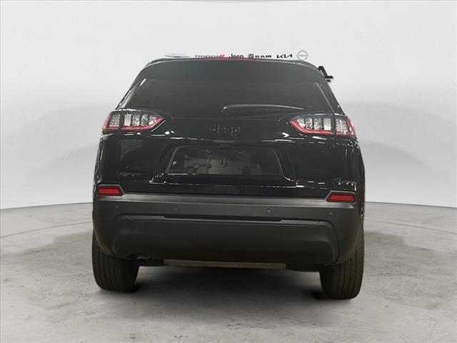 2023 jeep cherokee altitude lux