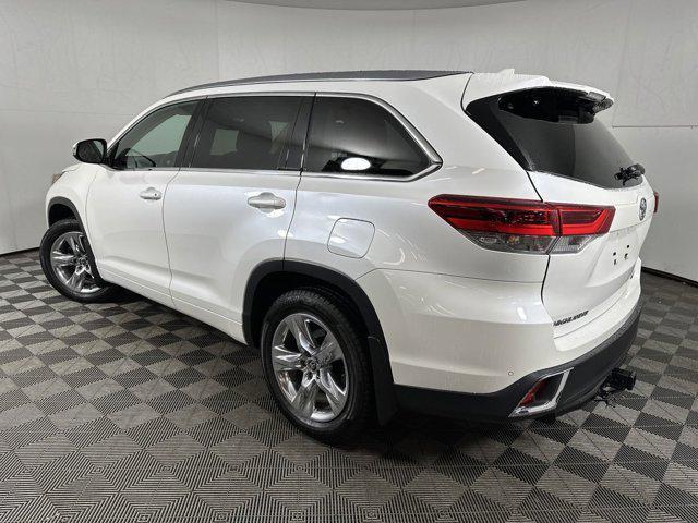 2018 toyota highlander limited