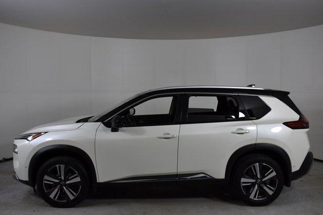 2022 nissan rogue platinum