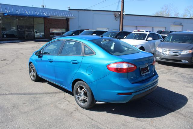 2014 ford fiesta se